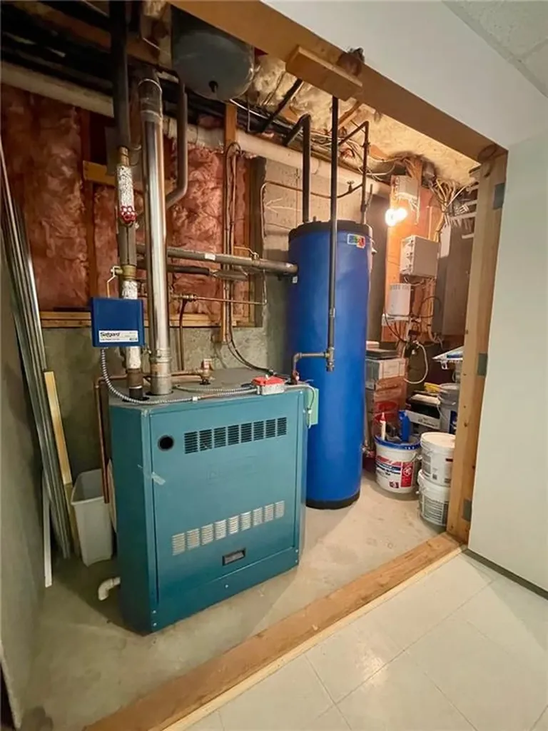 114 Central Pike Foster RI 02825