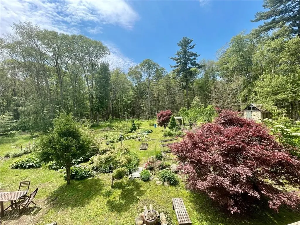 114 Central Pike Foster RI 02825