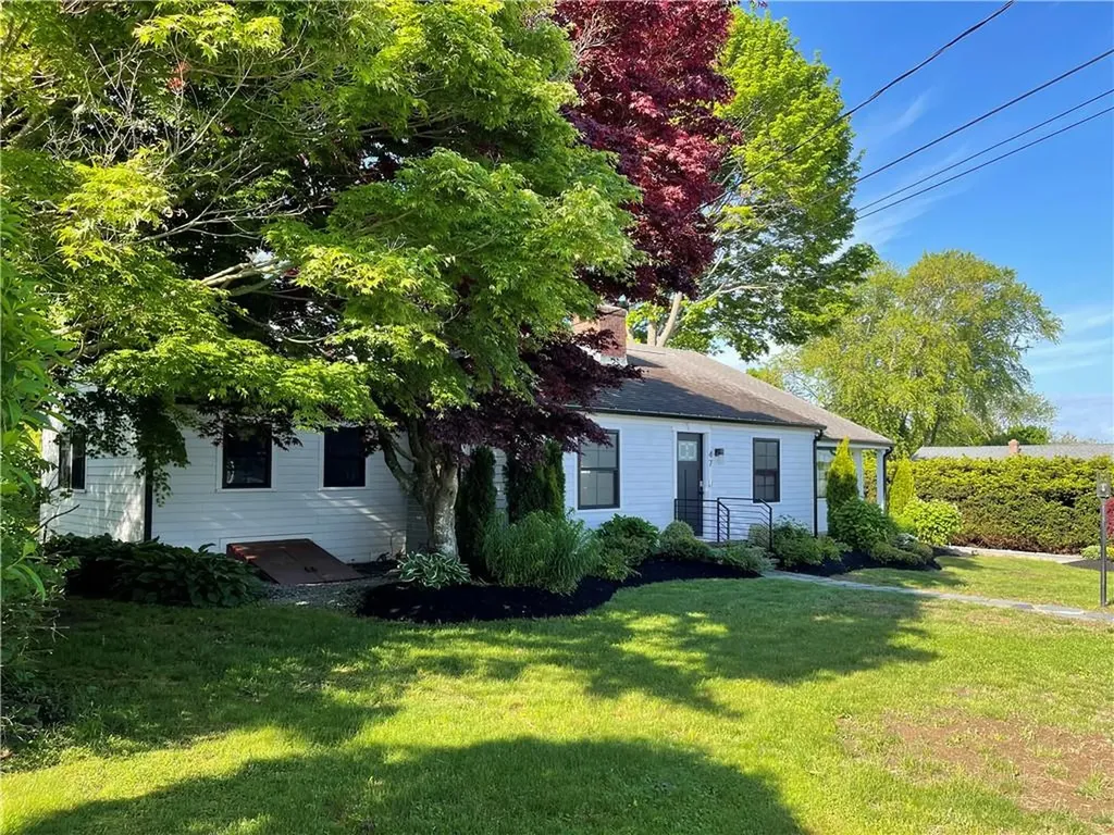 47 Burbank Avenue Narragansett RI 02882
