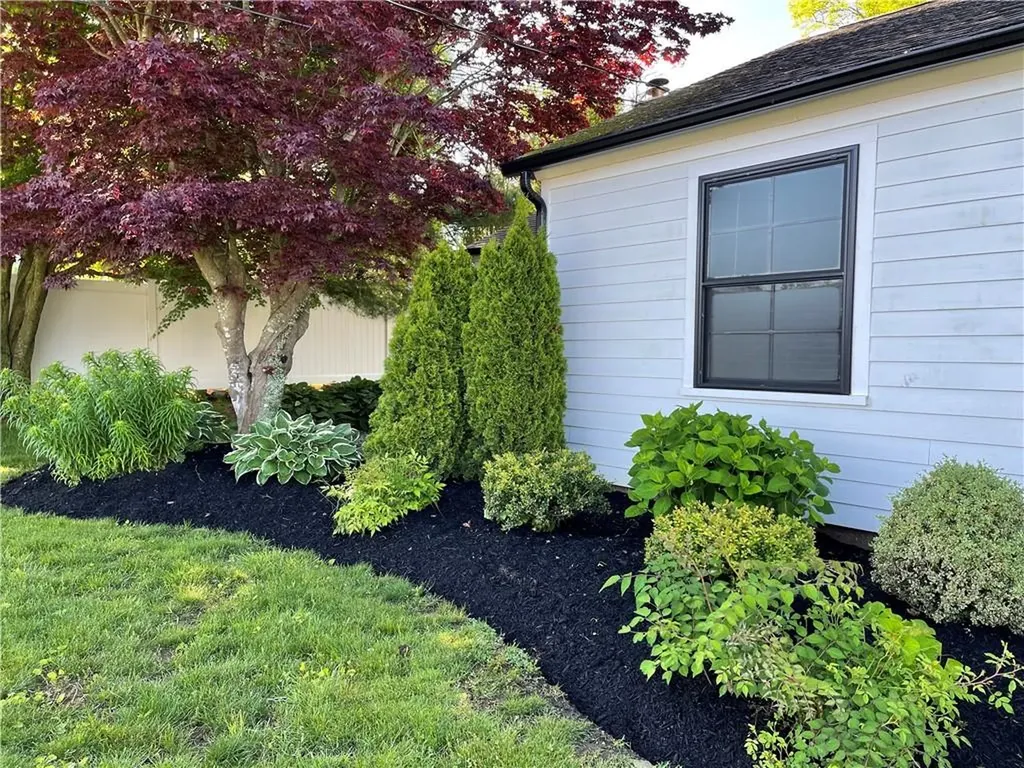 47 Burbank Avenue Narragansett RI 02882