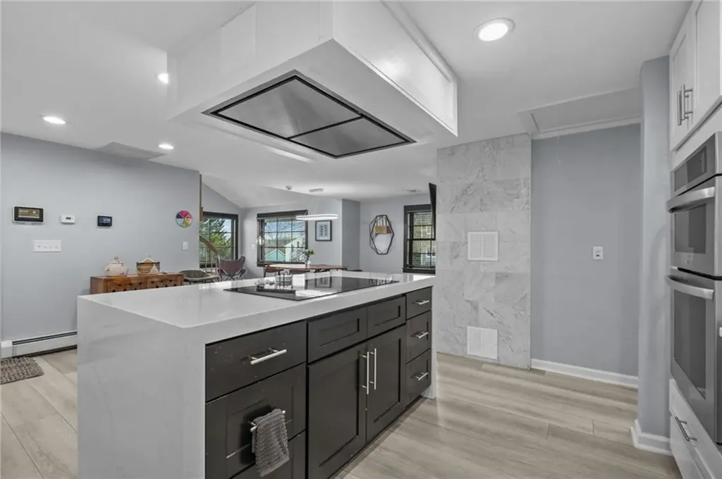 47 Burbank Avenue Narragansett RI 02882