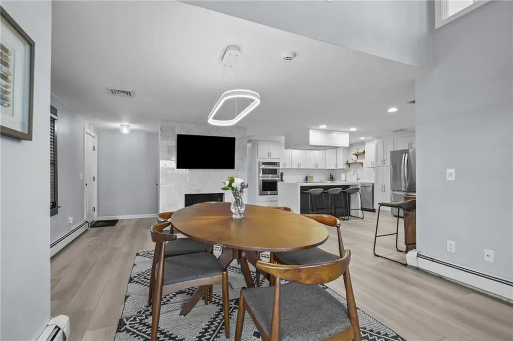 47 Burbank Avenue Narragansett RI 02882