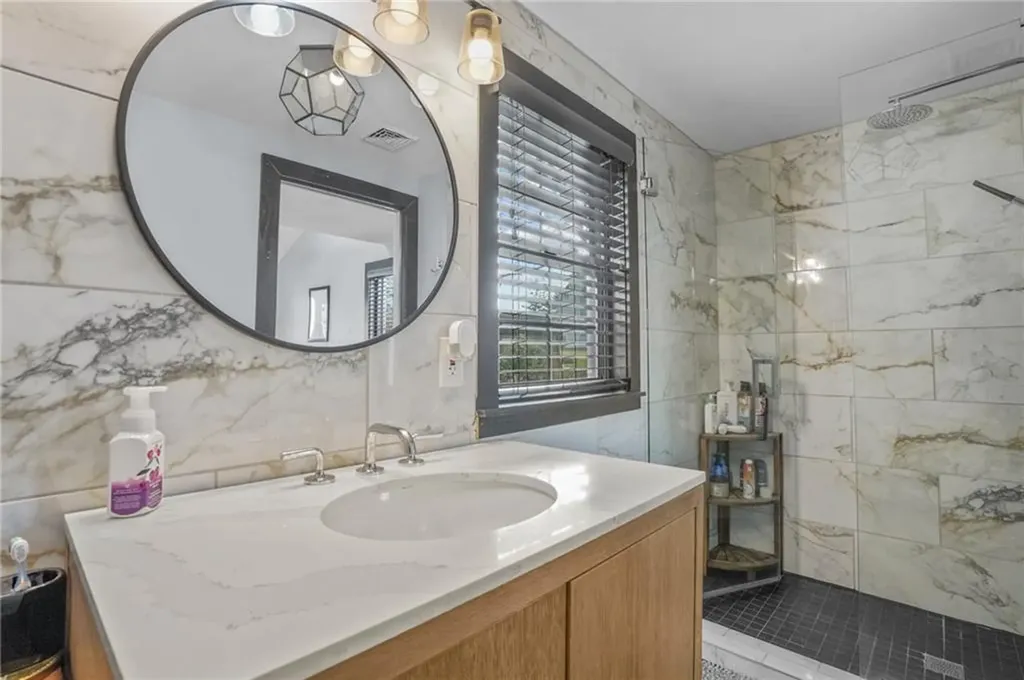 47 Burbank Avenue Narragansett RI 02882