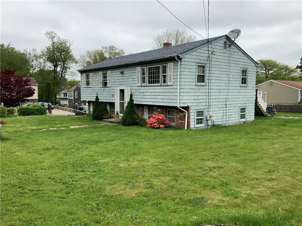 25 Overhill Road Warren RI 02885