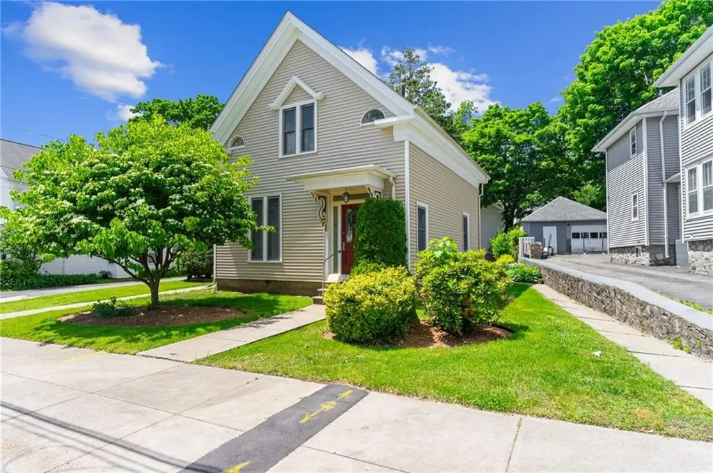 58 Summer Street Woonsocket RI 02895