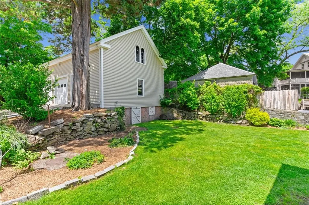 58 Summer Street Woonsocket RI 02895