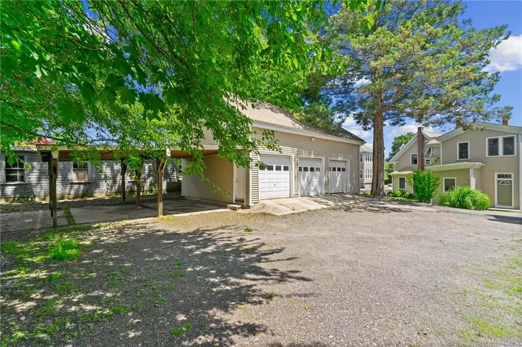 58 Summer Street Woonsocket RI 02895