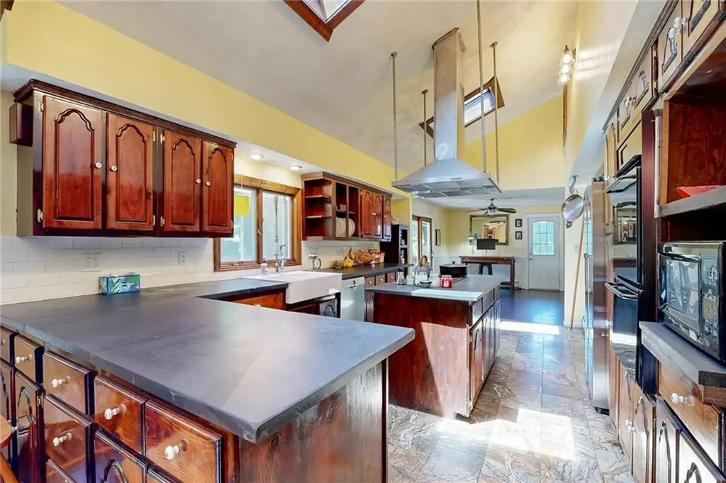 3522 Mendon Road Cumberland RI 02864