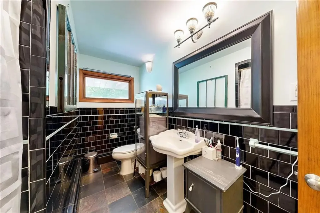 3522 Mendon Road Cumberland RI 02864