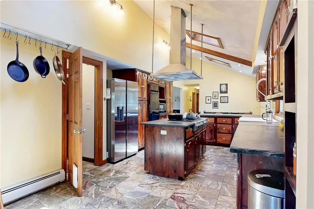 3522 Mendon Road Cumberland RI 02864