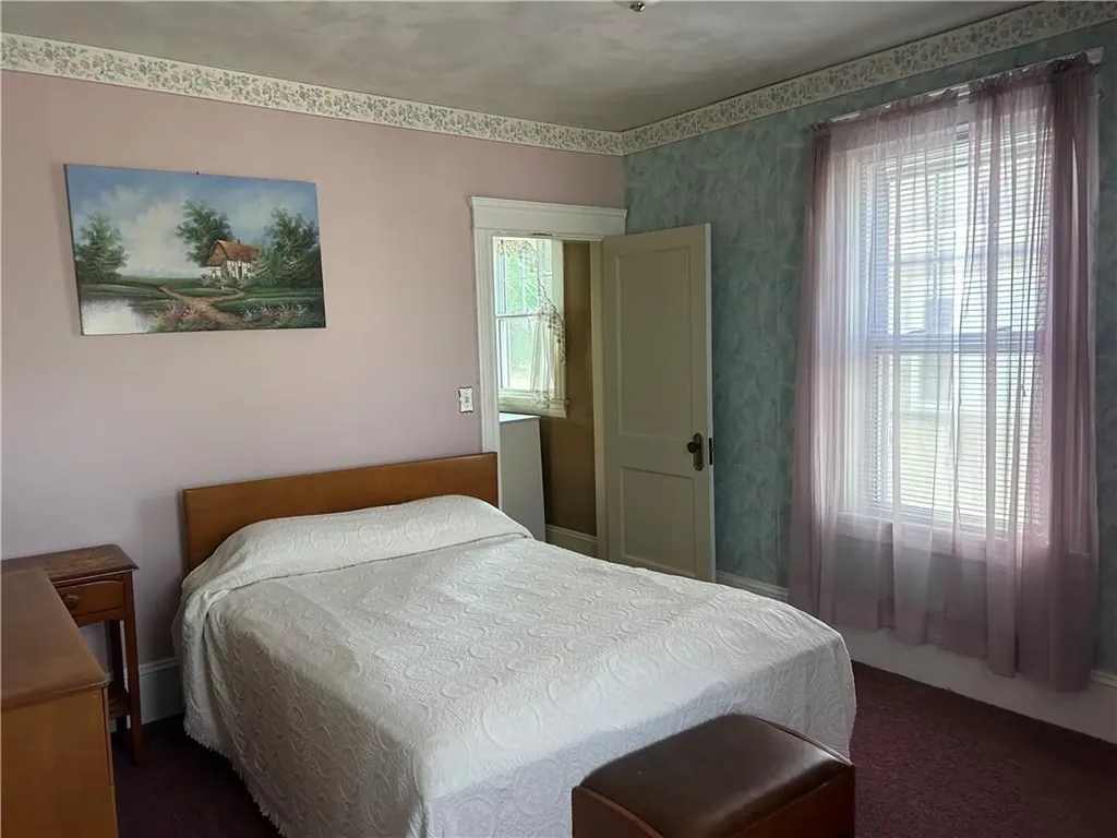 12 Bloomfield Street Pawtucket RI 02861