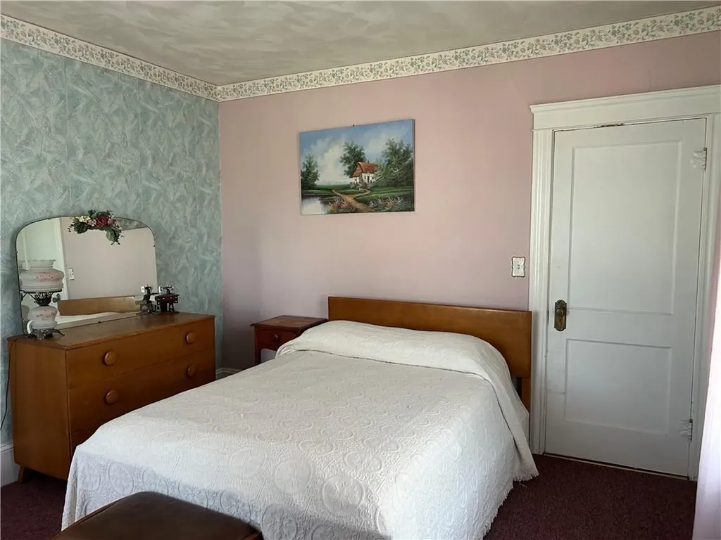 12 Bloomfield Street Pawtucket RI 02861