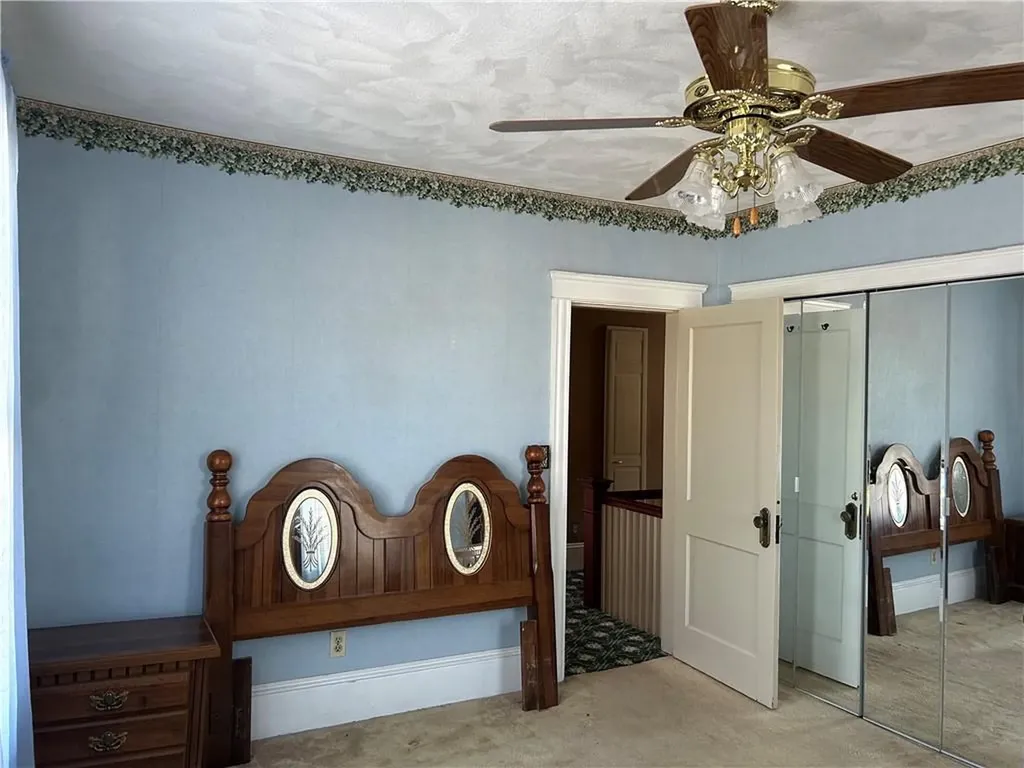 12 Bloomfield Street Pawtucket RI 02861