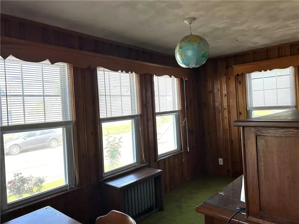 12 Bloomfield Street Pawtucket RI 02861