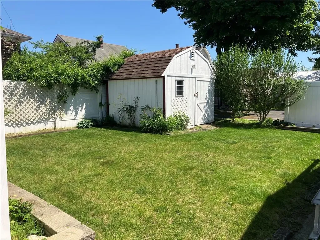 12 Bloomfield Street Pawtucket RI 02861