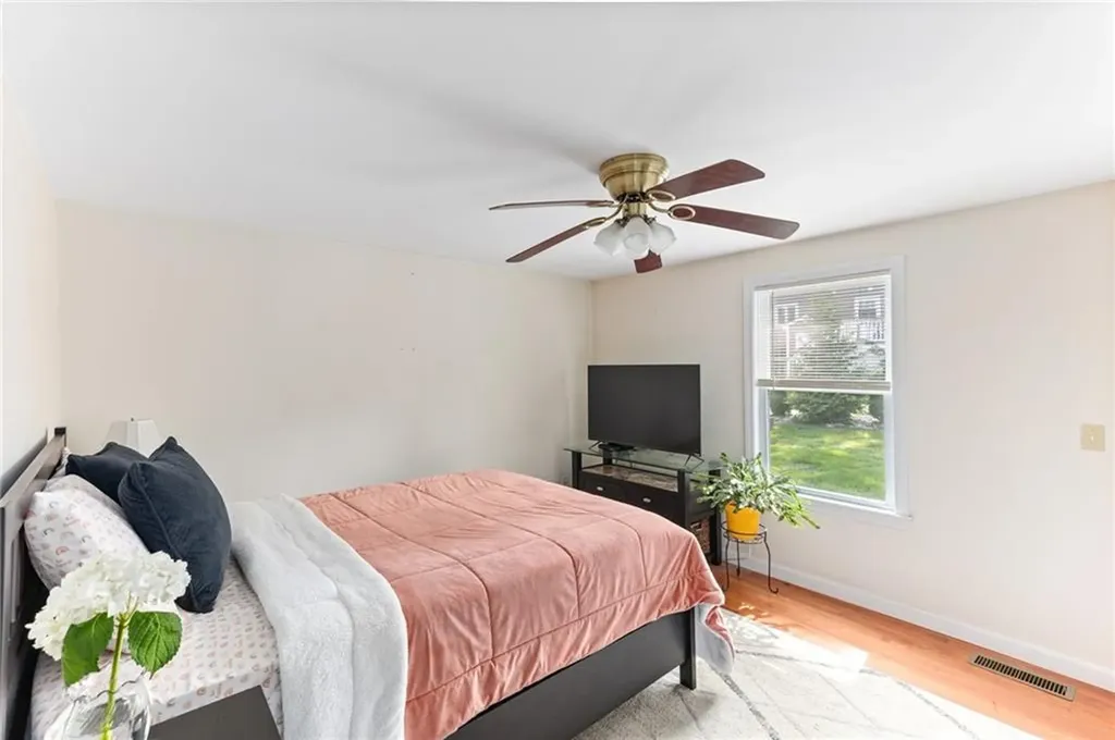 15 Cedar Drive Bristol RI 02809
