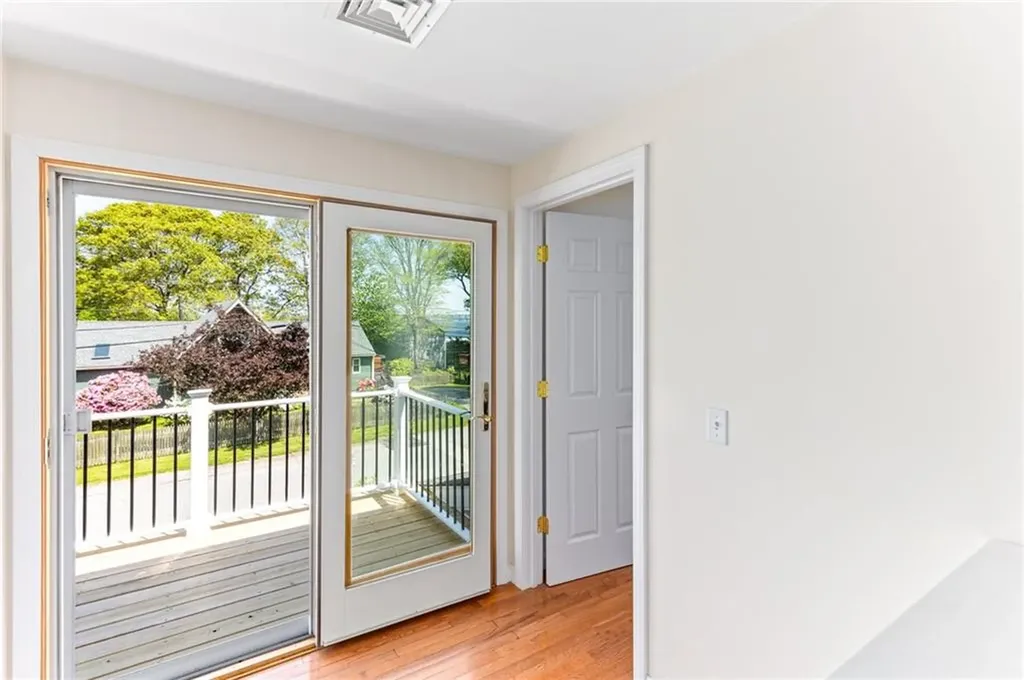 15 Cedar Drive Bristol RI 02809
