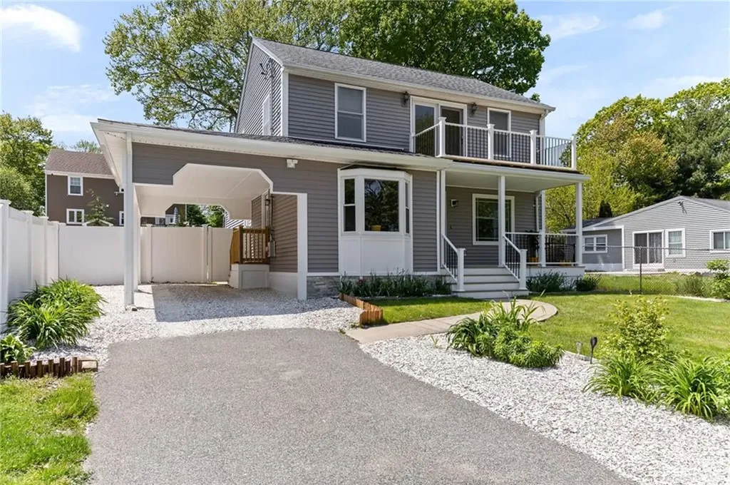 15 Cedar Drive Bristol RI 02809