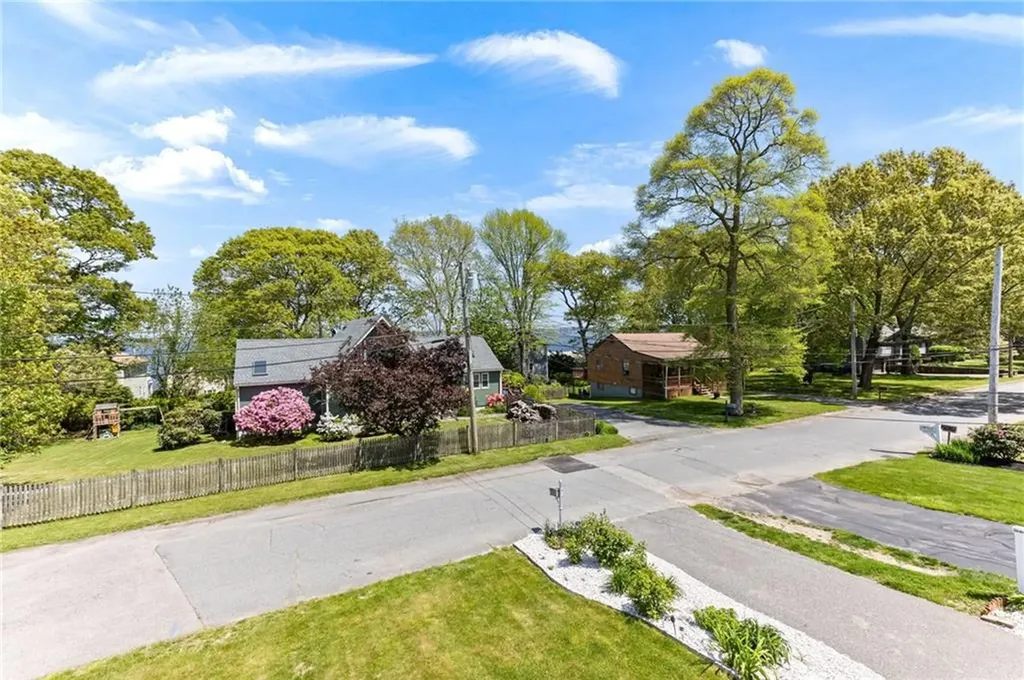15 Cedar Drive Bristol RI 02809