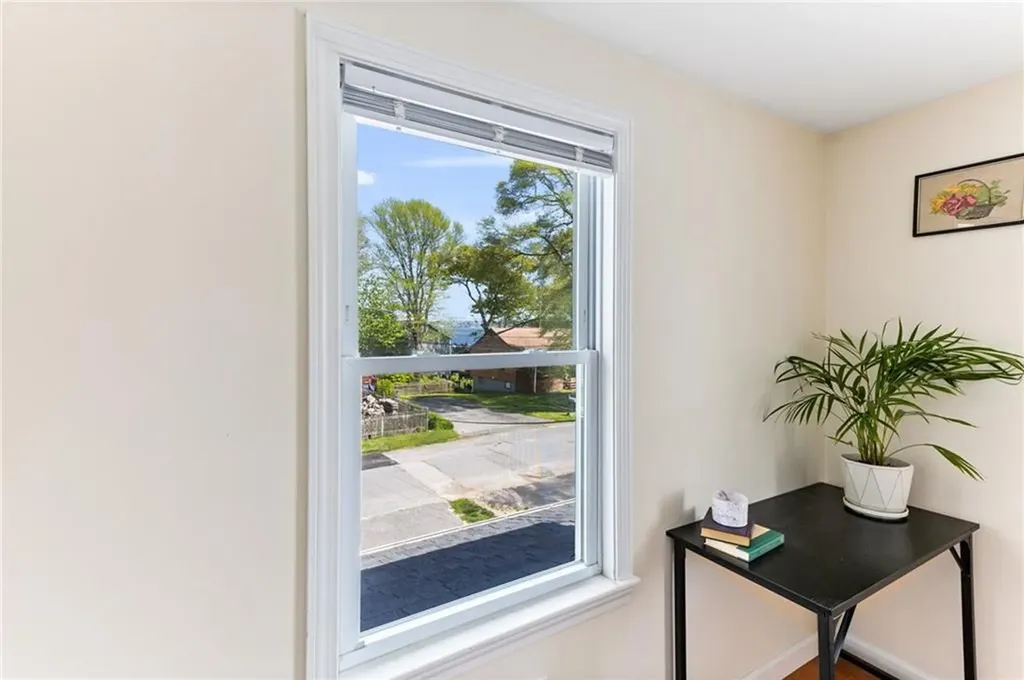 15 Cedar Drive Bristol RI 02809