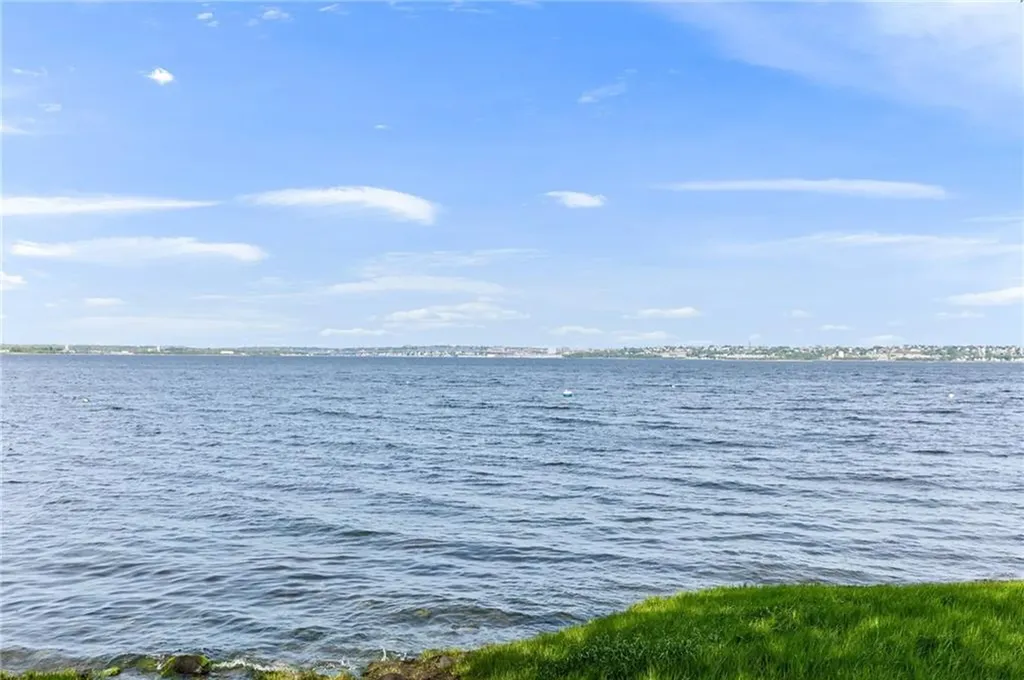 15 Cedar Drive Bristol RI 02809