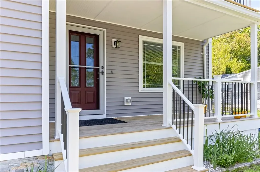 15 Cedar Drive Bristol RI 02809