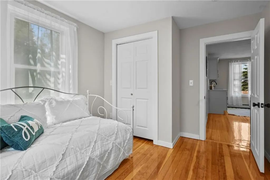 89 Cooper Avenue Woonsocket RI 02895