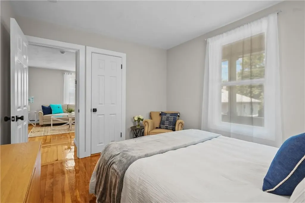 89 Cooper Avenue Woonsocket RI 02895