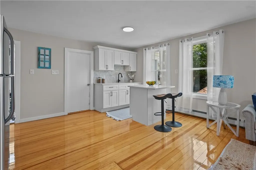 89 Cooper Avenue Woonsocket RI 02895