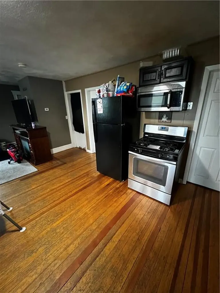 89 Cooper Avenue Woonsocket RI 02895