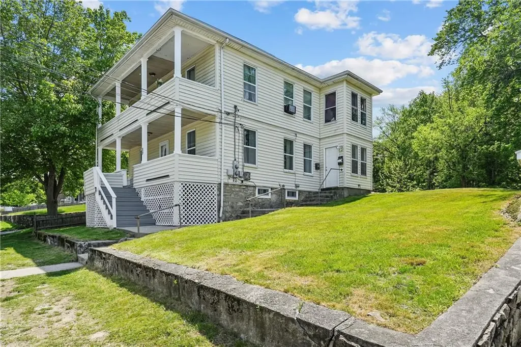 89 Cooper Avenue Woonsocket RI 02895