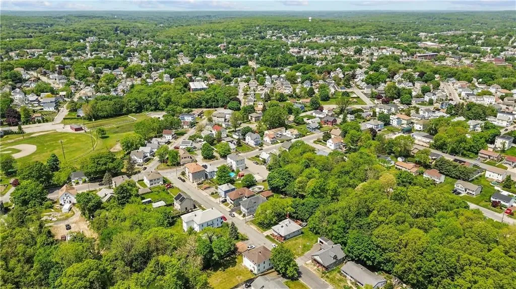 89 Cooper Avenue Woonsocket RI 02895