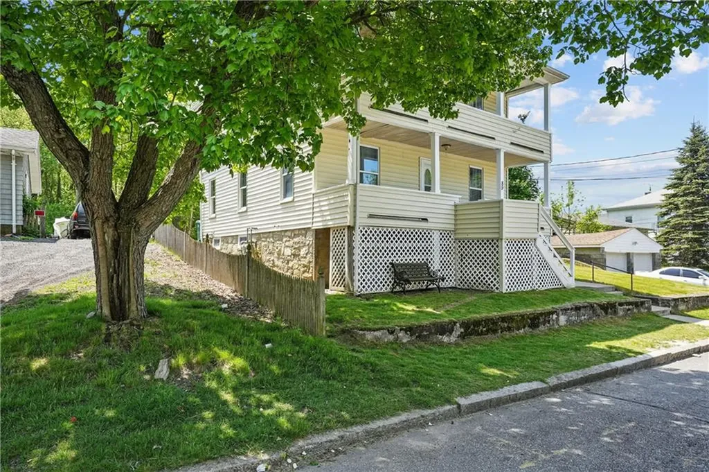 89 Cooper Avenue Woonsocket RI 02895
