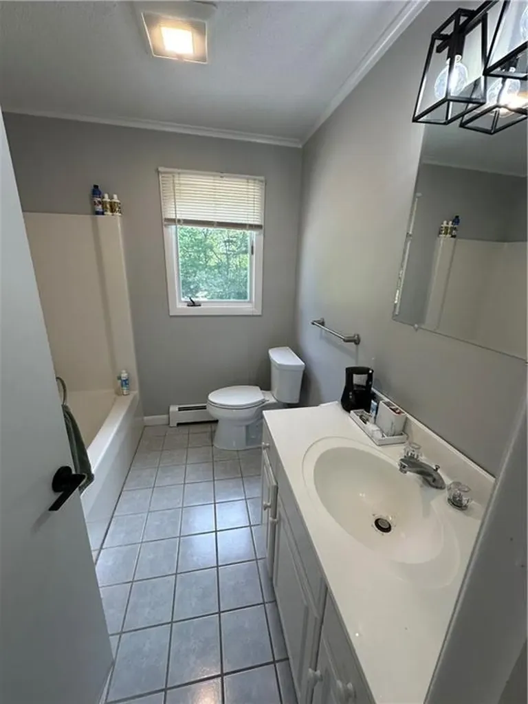 52 Old Post Road Westerly RI 02891
