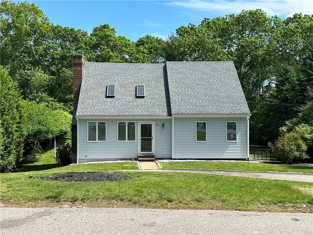 52 Old Post Road Westerly RI 02891