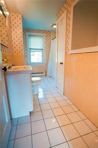 193 Roger Williams Avenue East Providence RI 02916