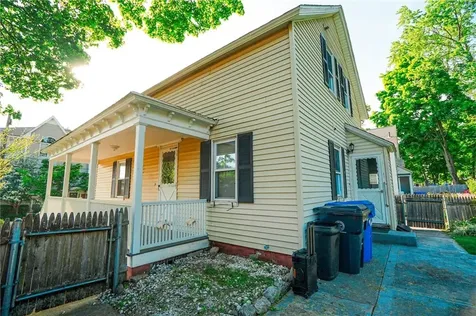 193 Roger Williams Avenue East Providence RI 02916