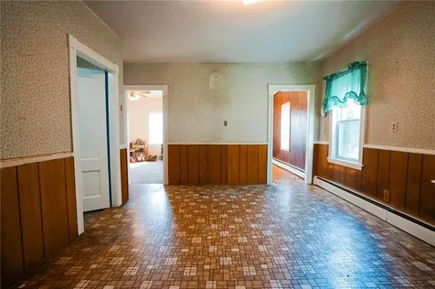 193 Roger Williams Avenue East Providence RI 02916