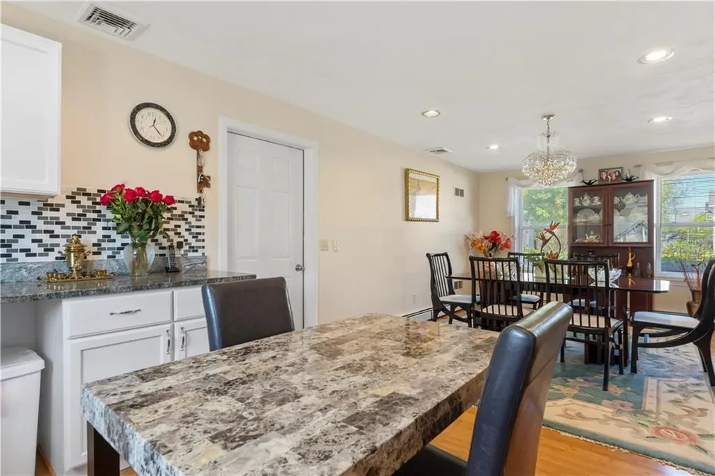 22 Westmoreland Street Narragansett RI 02882