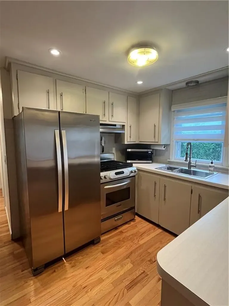 242 Parkside Drive Warwick RI 02888