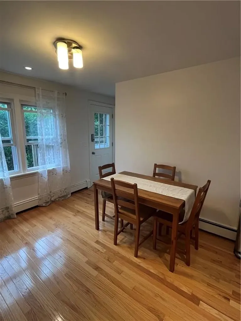 242 Parkside Drive Warwick RI 02888