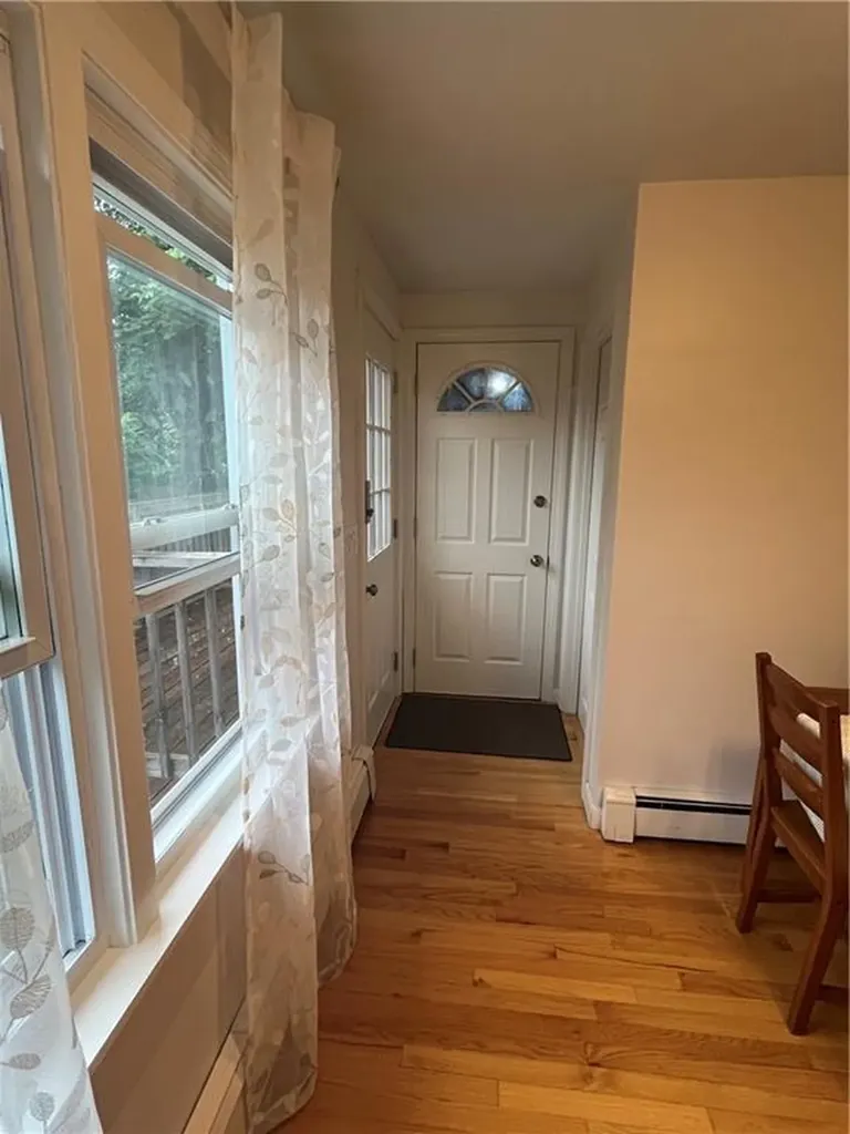 242 Parkside Drive Warwick RI 02888