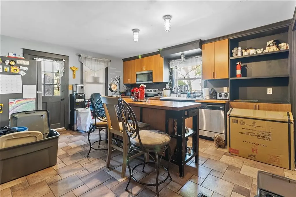 8 Guertin Street West Warwick RI 02893