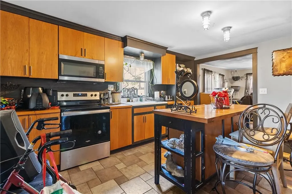 8 Guertin Street West Warwick RI 02893