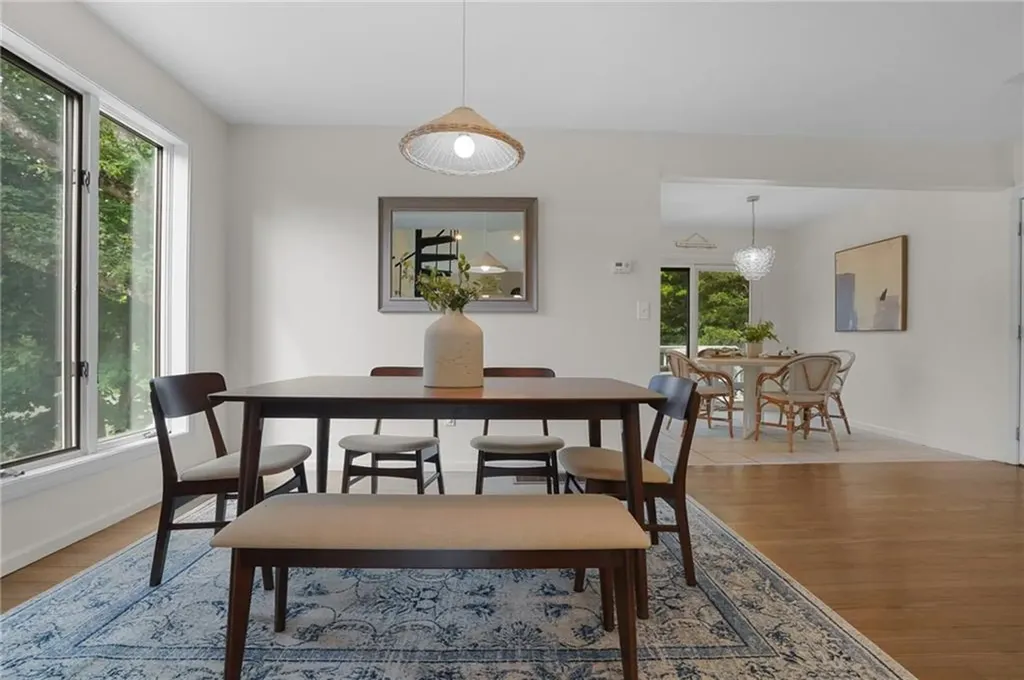 49 Riverside Drive Barrington RI 02806