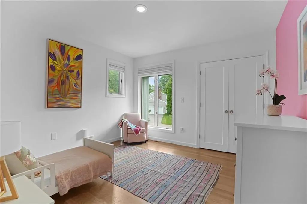 49 Riverside Drive Barrington RI 02806