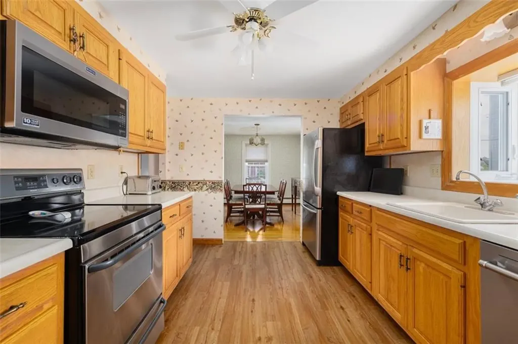 165 Woodhaven Road Pawtucket RI 02861