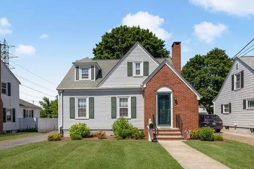 165 Woodhaven Road Pawtucket RI 02861