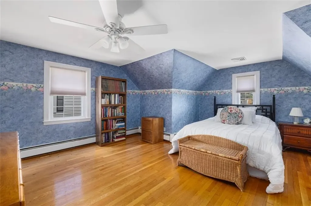 165 Woodhaven Road Pawtucket RI 02861
