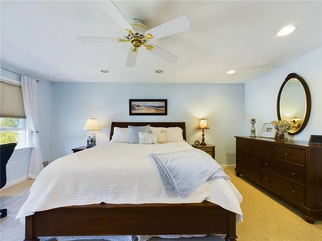 46 Pleasant Avenue Narragansett RI 02882